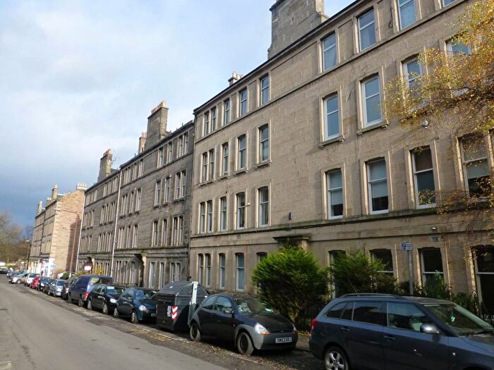 2 Bedroom Flat To Rent In Dean Park Street, Comely Bank, Stockbridge, EH4