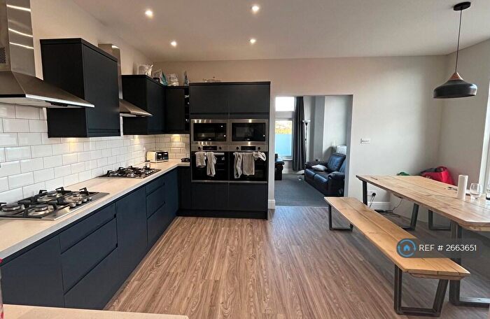7 Bedroom Flat To Rent In Smithdown Road, Liverpool, L15