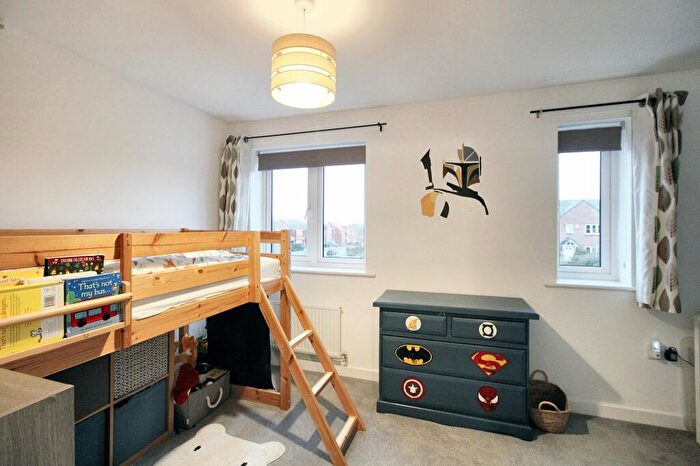 2 Bedroom Semi-Detached House For Sale In Spicer Close, Salisbury, SP2