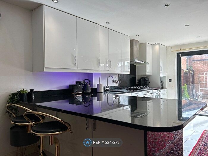 3 Bedroom Semi-Detached House To Rent In Briar Close, Hampton, TW12