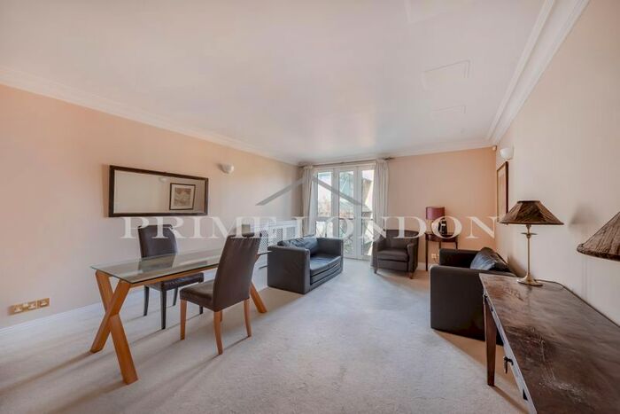1 Bedroom Flat To Rent In Walpole House, Westminster Bridge Road, Waterloo, SE1