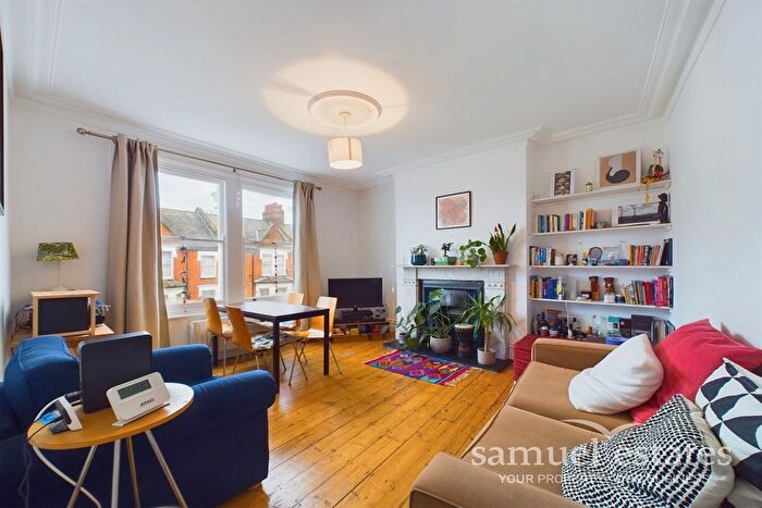 2 Bedroom Flat To Rent In Sudbourne Road, Brixton, SW2