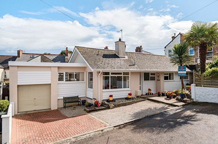 3 Bedroom Bungalow For Sale In Heamoor, Penzance, TR18