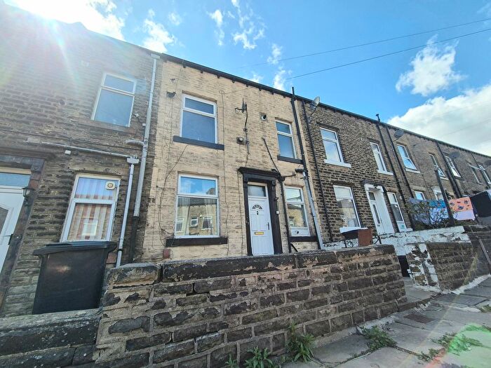 2 Bedroom Terraced House To Rent In Tyson Street, Halifax, HX1