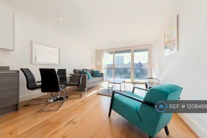 2 Bedroom Flat To Rent In Aurora Point, London, SE8
