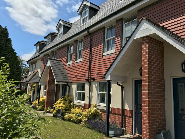 3 Bedroom House To Rent In Winchester Road, Shirley, SO16