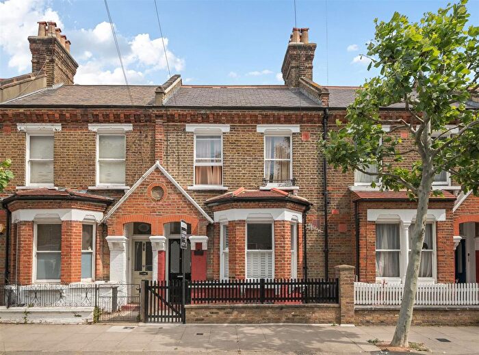 1 Bedroom Flat For Sale In Ilbert Street, London, W10