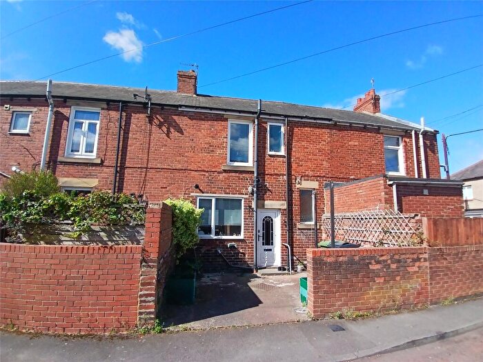 2 Bedroom Terraced House To Rent In Croft View, Ryton, NE40