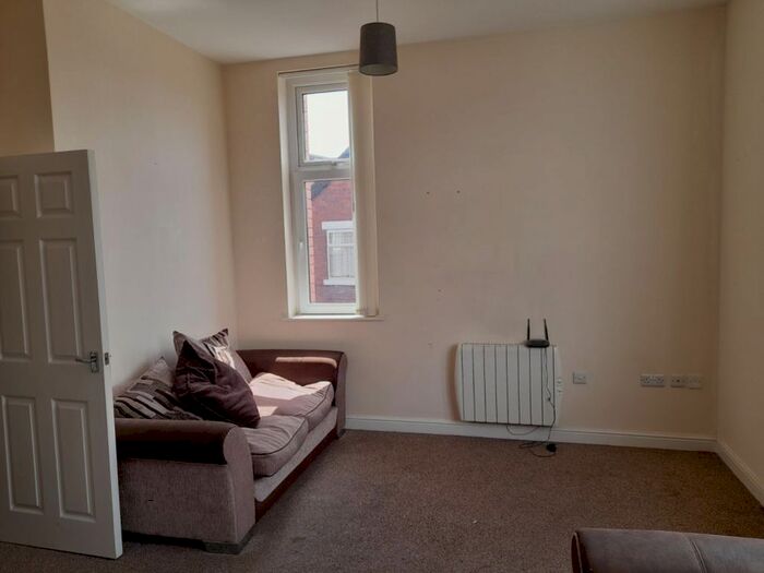 1 Bedroom Flat To Rent In Kirkby Road, Hemsworth, Pontefract, WF9