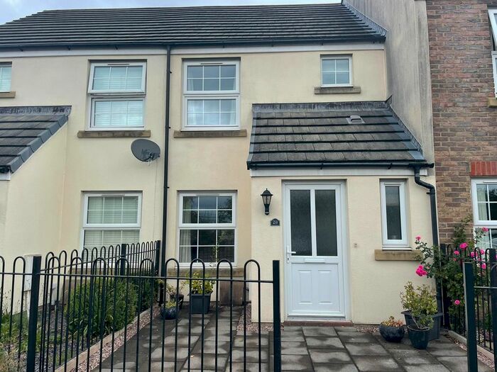 2 Bedroom Terraced House To Rent In Llwyn Helyg, Neath, Neath Port Talbot., SA10