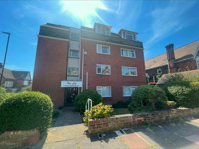 2 Bedroom Flat To Rent In Eversfield Road, Eastbourne, BN21