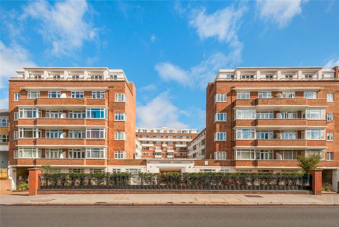 1 Bedroom Flat To Rent In Ormonde Court, Upper Richmond Road, SW15