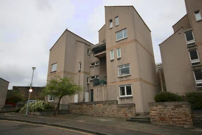 1 Bedroom Flat To Rent In Abbeyhill Crescent, Edinburgh, EH8
