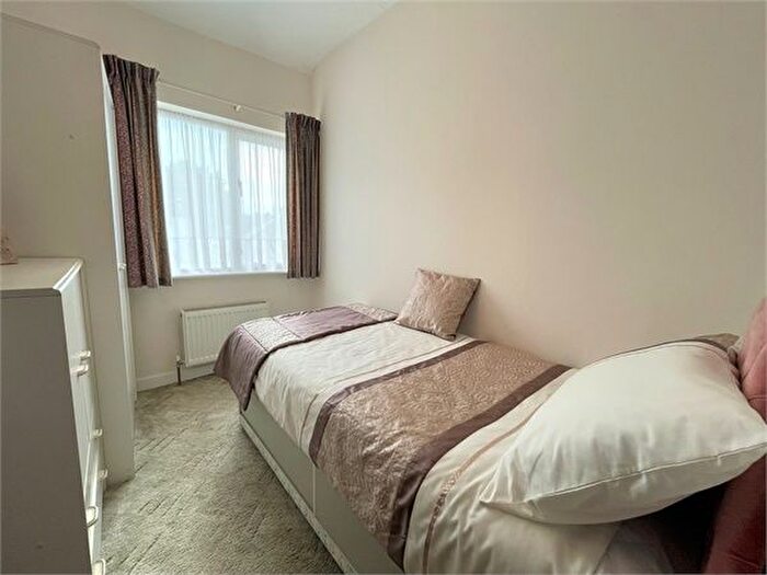 1 Bedroom Flat To Rent In Maes Y Gwernen Road, Cwmrhydyceirw, Swansea, SA6