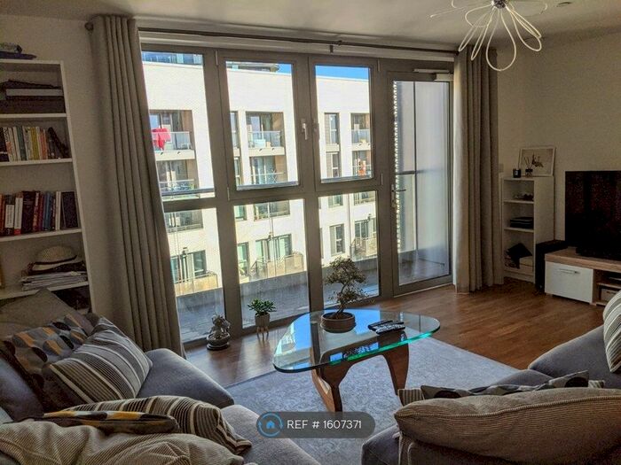 1 Bedroom Flat To Rent In Elmira Street, London, SE13