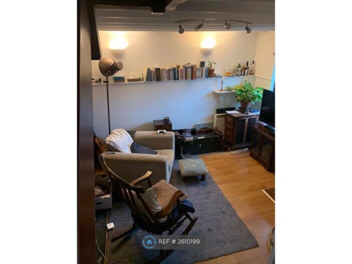 1 Bedroom End Of Terrace House To Rent In Dover Street, Maidstone, ME16