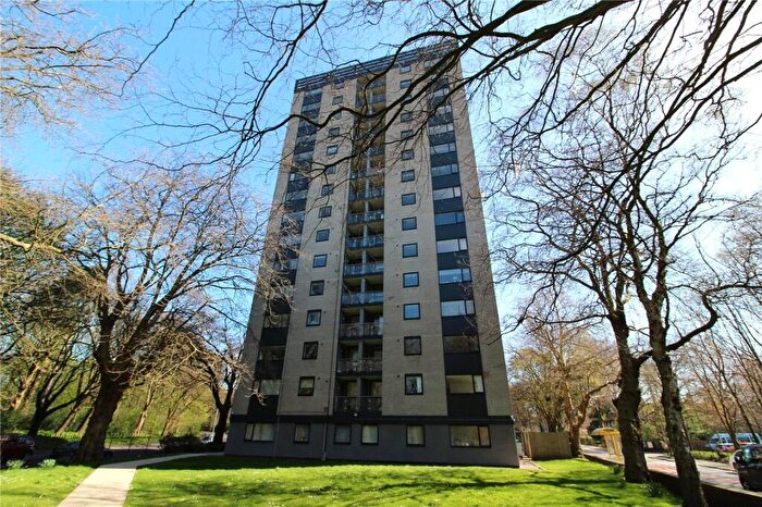 2 Bedroom Flat To Rent In Merebank Tower, Greenbank Drive, Liverpool, L17