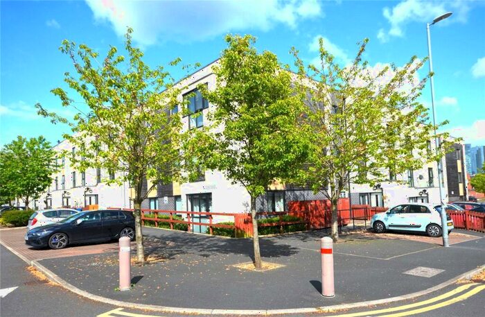 2 Bedroom Apartment To Rent In Greenwood Terrace, Salford, Manchester, M5