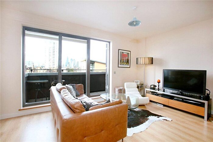 1 Bedroom Flat To Rent In Spencer Way, Shadwell, London, E1