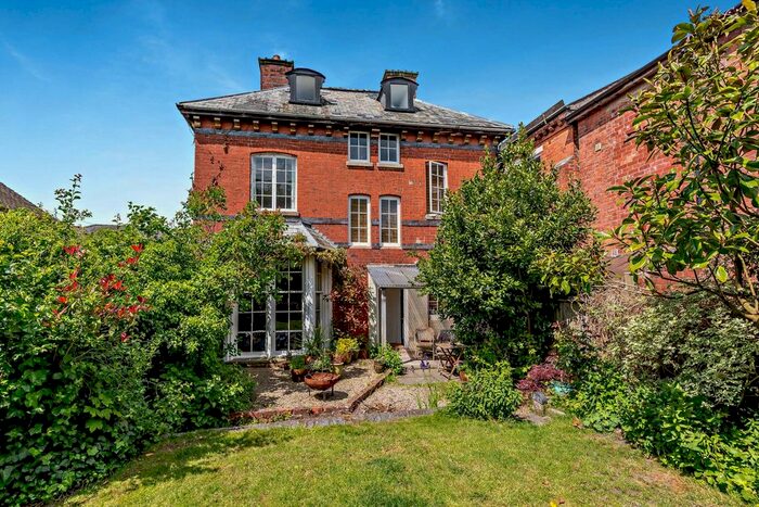6 Bedroom Detached House For Sale In High Street, Bishops Castle, Shropshire, SY9