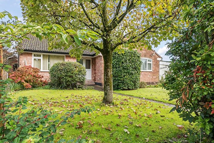 3 Bedroom Detached Bungalow For Sale In Four Acre Mead, Bishops Lydeard, Taunton, TA4
