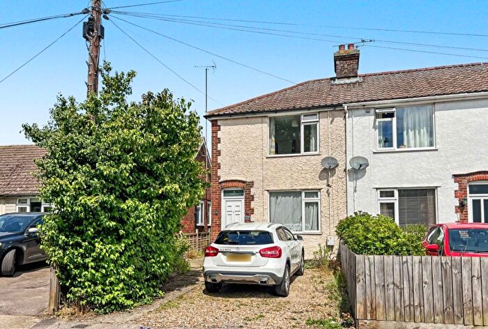 2 Bedroom End Of Terrace House For Sale In Sproughton Road, Ipswich, Suffolk, IP1