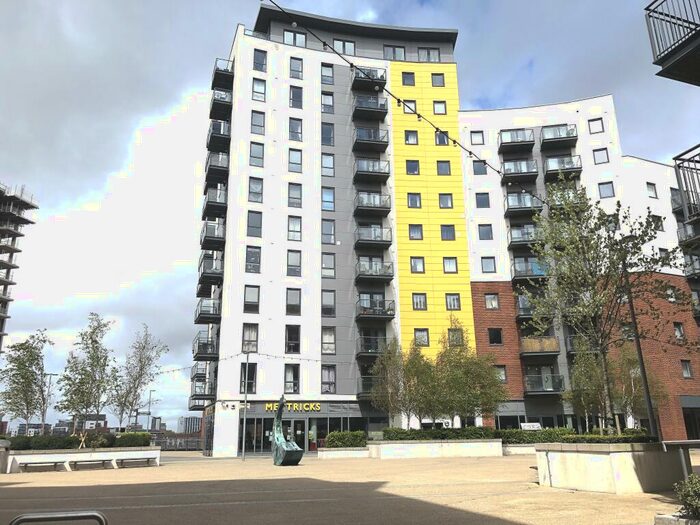 1 Bedroom Flat To Rent In Austen Heights, Centenary Plaza, Woolston, SO19