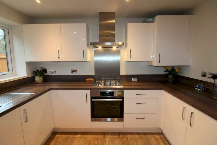 3 Bedroom Semi-Detached House To Rent In Bestwood Road, Bulwell, Nottingham, NG6