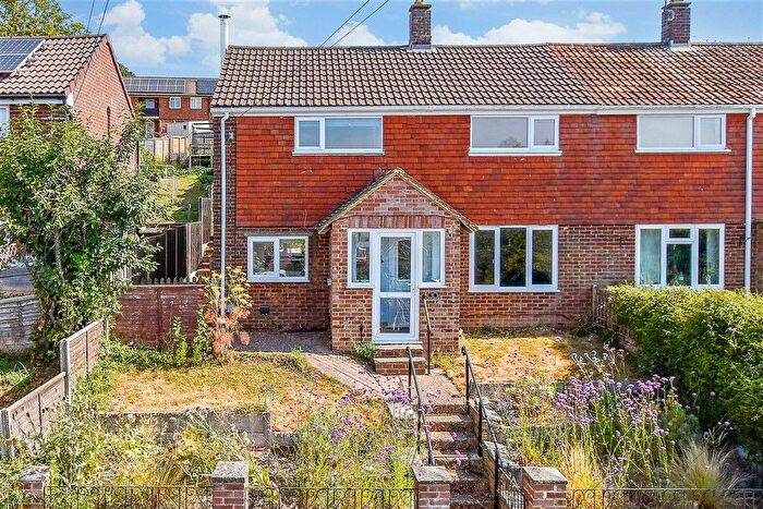 3 Bedroom Semi-Detached House For Sale In Bankfield Way, Goudhurst, Tonbridge, Kent, TN17