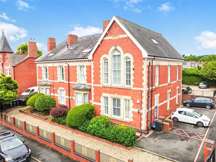 1 Bedroom Flat For Sale In Queens Road, Oswestry, Shropshire, SY11