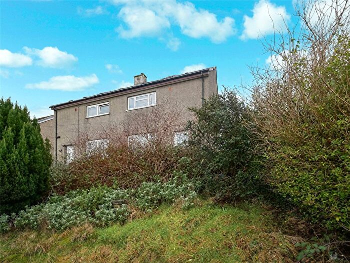 2 Bedroom Semi-detached House For Sale In Quarry Place, Dumbarton, West Dunbartonshire, G82