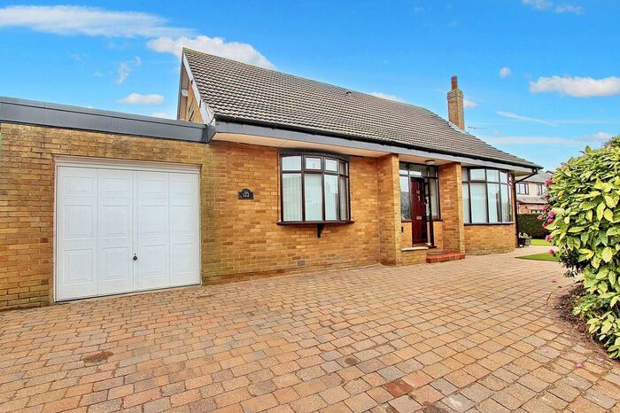 2 Bedroom Detached House For Sale In Simister Lane, Prestwich, M25