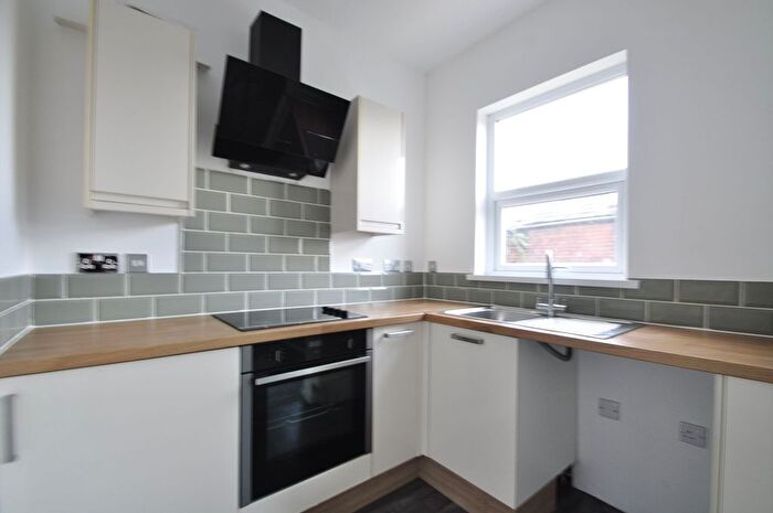 2 Bedroom Flat To Rent In Ruperra Street, Newport, NP20