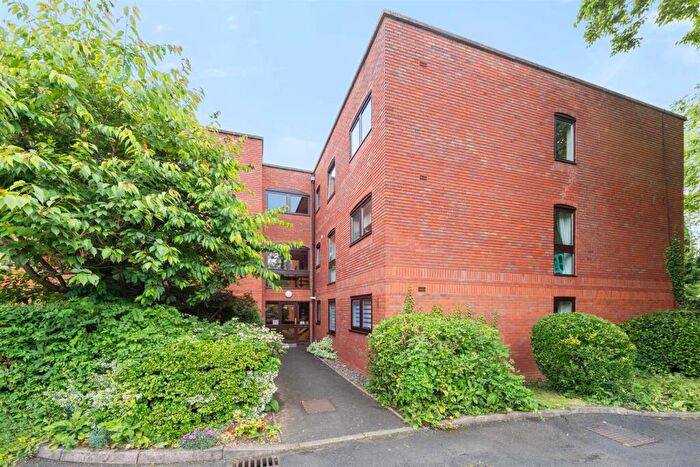 2 Bedroom Apartment To Rent In Alderwood Place, Princes Way, Solihull, B91