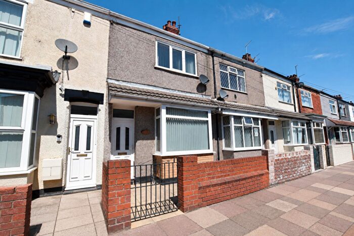 2 Bedroom Terraced House For Sale In Cooper Road, Grimsby, DN32