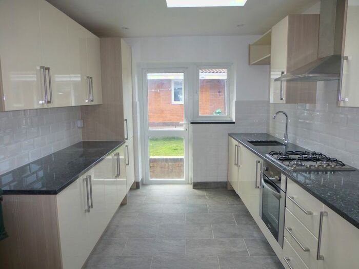 2 Bedroom Flat To Rent In Mansell Road, Greenford, UB6