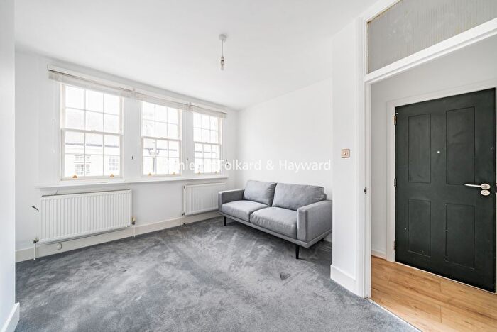 2 Bedroom Flat To Rent In Mitre Road, London, SE1
