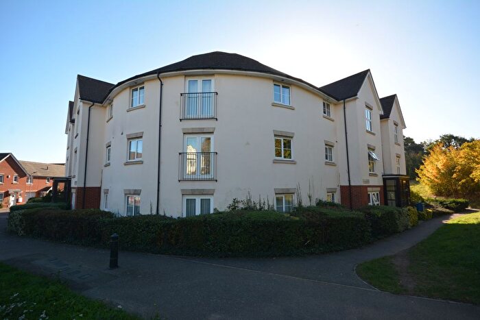 1 Bedroom Flat To Rent In Rosseter Close, CM2