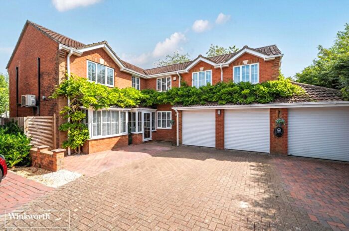 5 Bedroom Detached House For Sale In Meadowridge, Hatch Warren, Basingstoke, Hampshire, RG22