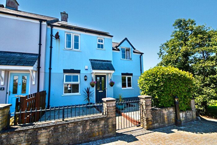 4 Bedroom End Of Terrace House For Sale In Angarrack Court, Roche, St. Austell, Cornwall, PL26