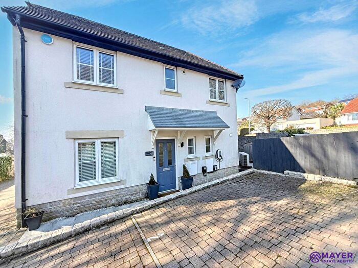 3 Bedroom End Of Terrace House For Sale In Owen Drive, Plymouth, PL7