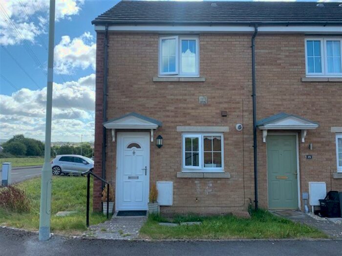 2 Bedroom Semi-Detached House To Rent In Clos Y Cudyll Coch, Bridgend, CF31