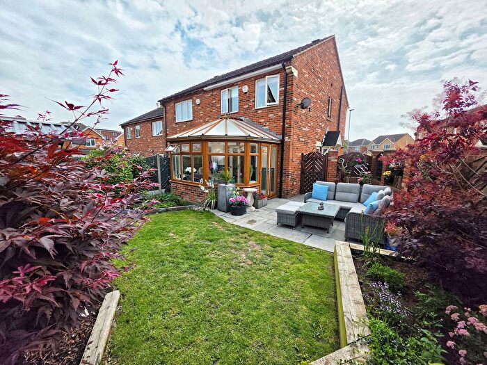 3 Bedroom Semi-Detached House For Sale In Gilder Way, Shafton, Barnsley, S72