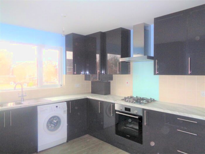 3 Bedroom Terraced House To Rent In Chestwood Grove, Uxbridge, UB10