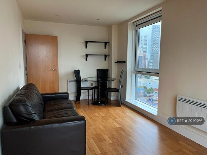 1 Bedroom Flat To Rent In Wharfside Point South, London, E14