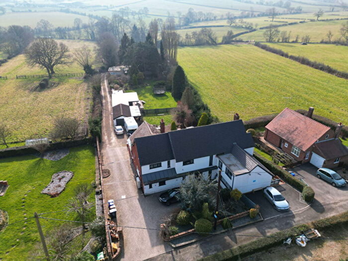 6 Bedroom Detached House For Sale In Morley Lane, Stanley, Ilkeston, DE7