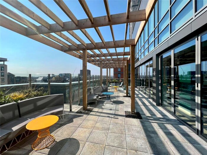 2 Bedroom Flat To Rent In Thames Quarter, Napier Road, Reading, RG1