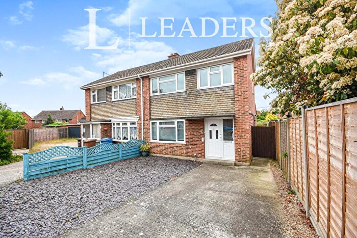 3 Bedroom Semi Detached House To Rent In Oxford Close, Great Cornard, CO10