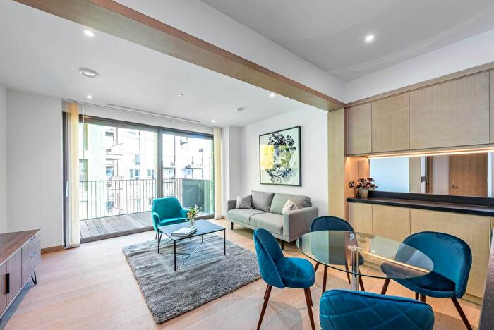 1 Bedroom Flat To Rent In Legacy Gardens, Nine Elms, London, SW11