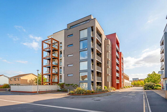2 Bedroom Apartment For Sale In Newfoundland Way, Portishead, Bristol, BS20